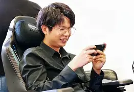 进行了一场激烈的比赛